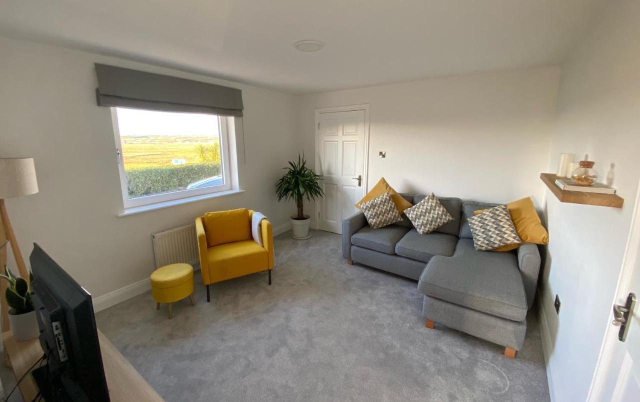 Sunny Hill View Apartment Lahinch Exterior photo